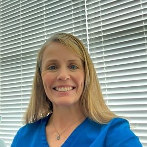 Meet your Posher, Angie